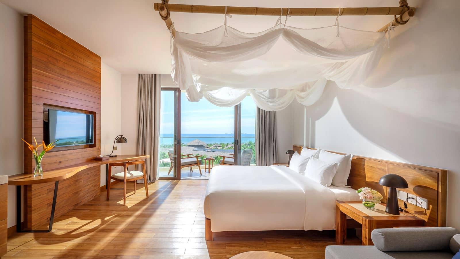 rooms-deluxe-sea-view-child-without-extra-bed
