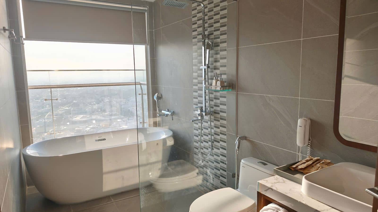 rooms-family-club-suite-sea-view