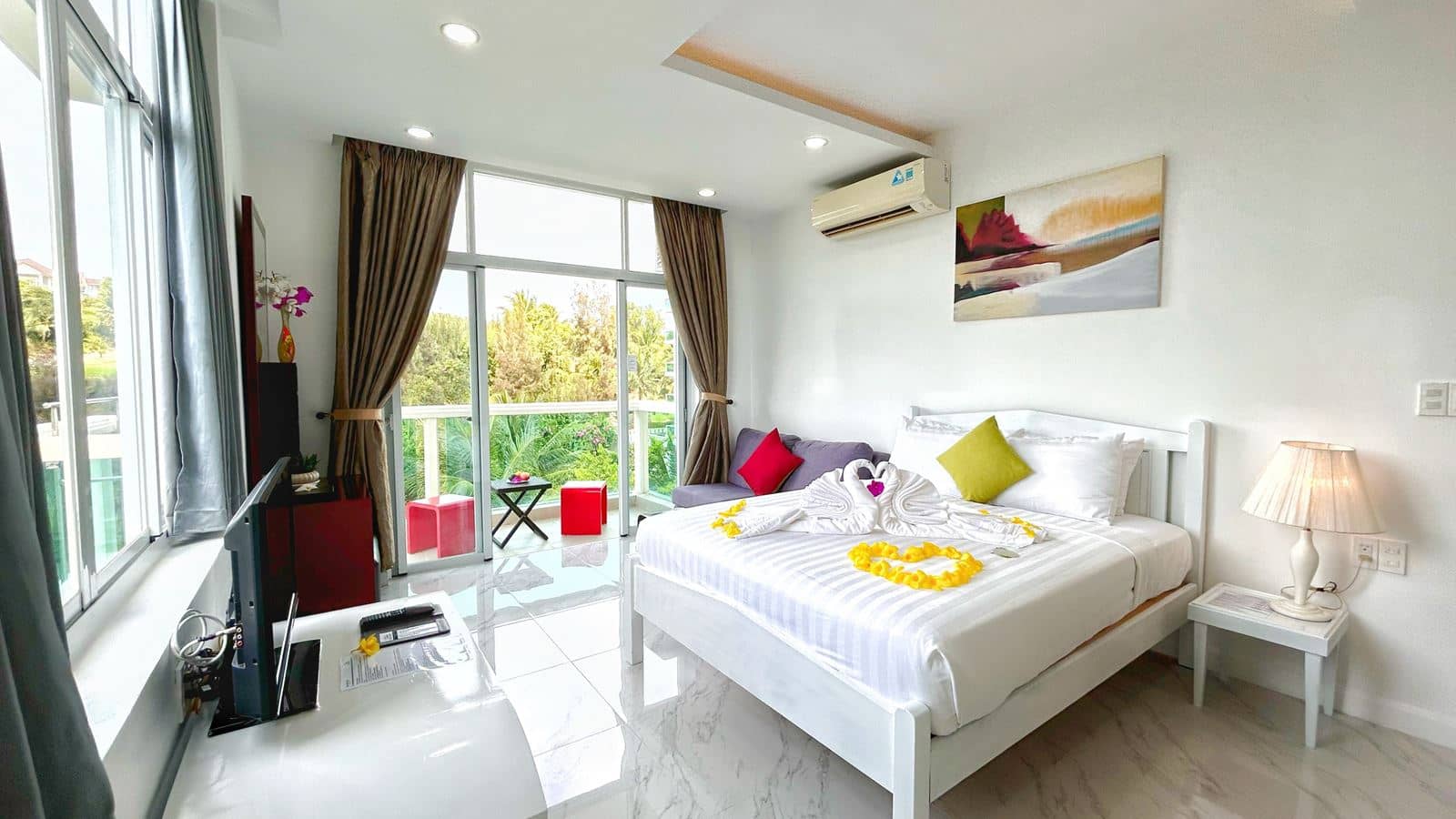 rooms-studio-1bedroom-child-without-extra-bed