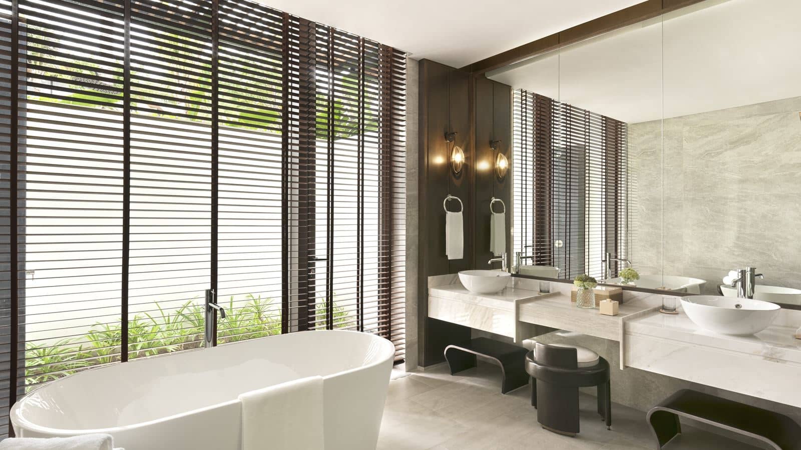 rooms-lush-villa-1-bedroom