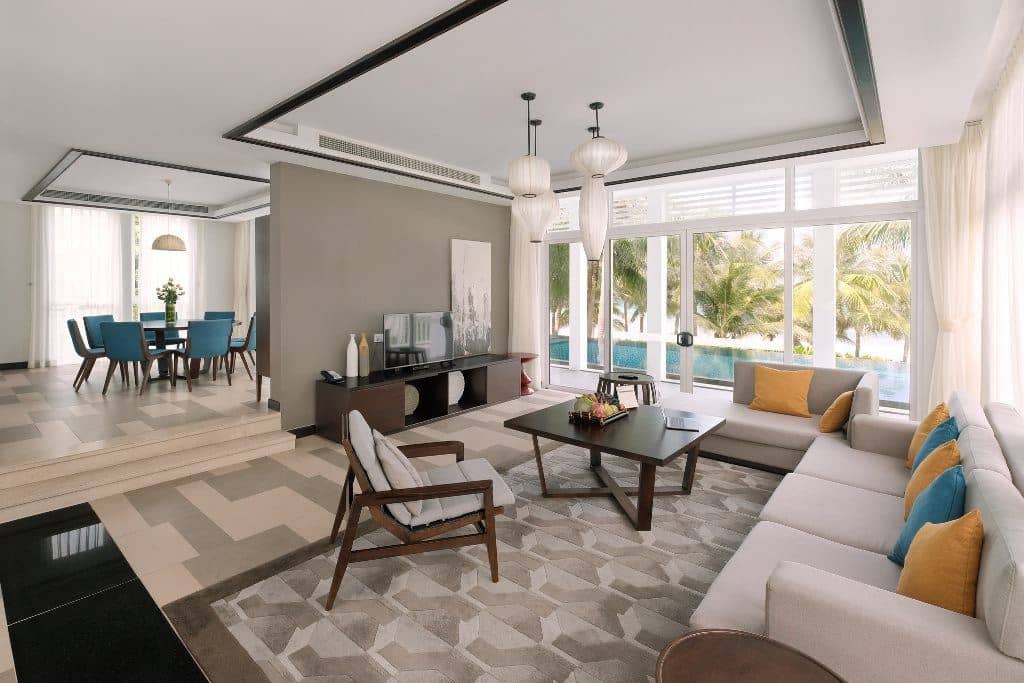 rooms-beachfront-villa-4-bedroom