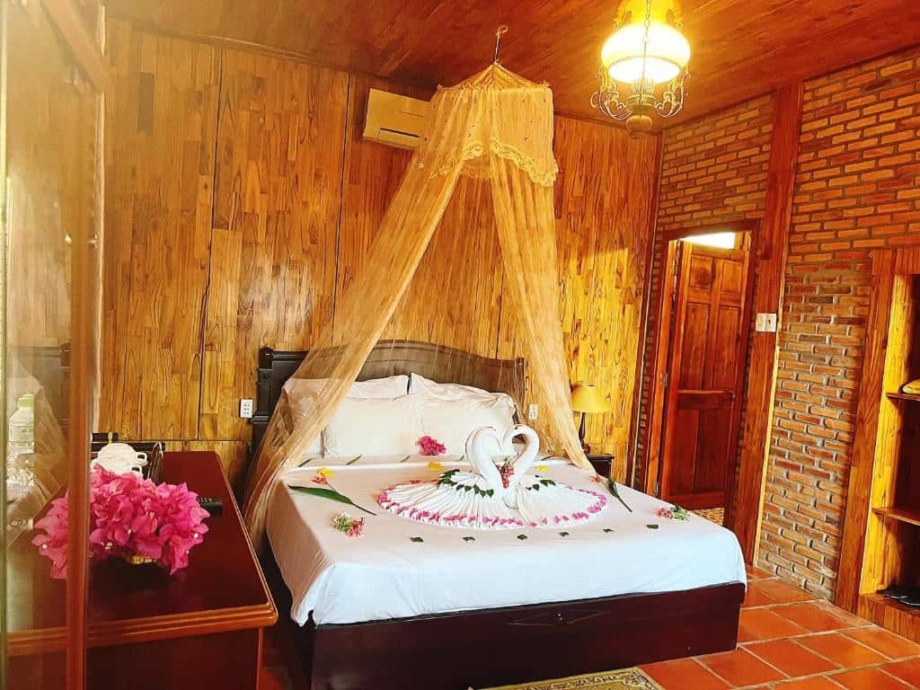 rooms-superior-double-with-balcony