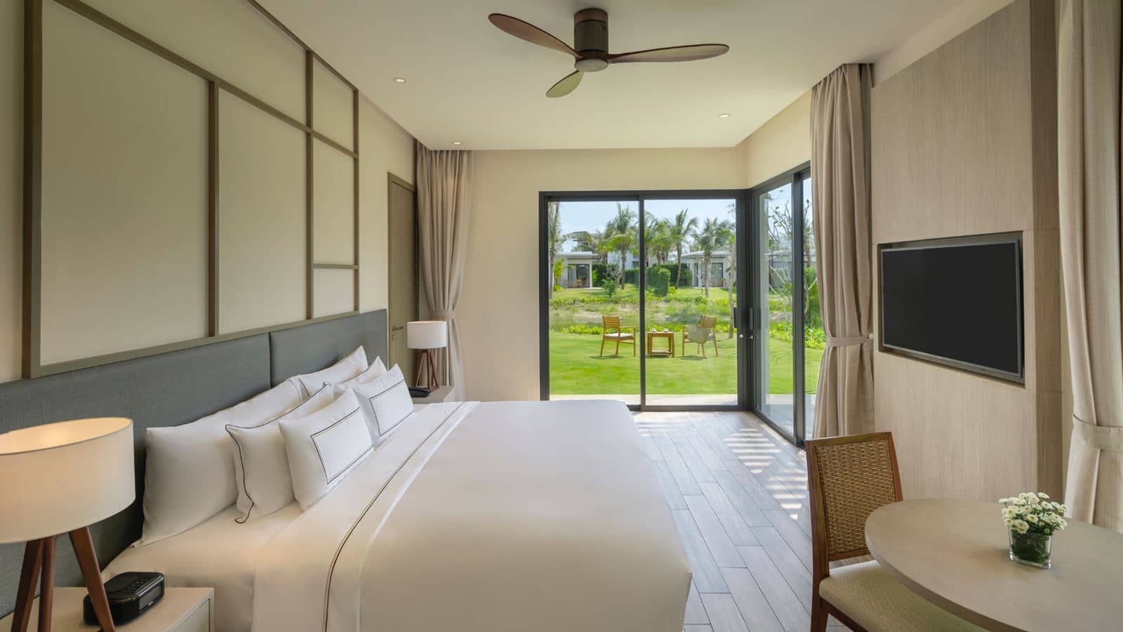 rooms-premium-private-garden