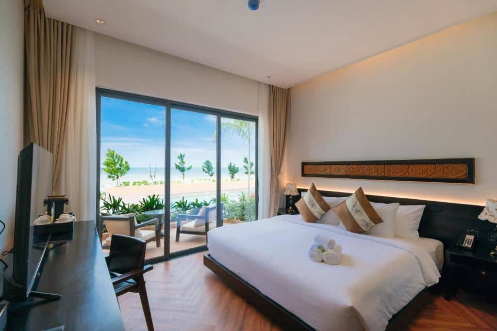 rooms-oceanfront-king-retreat-child-without-extra-bed