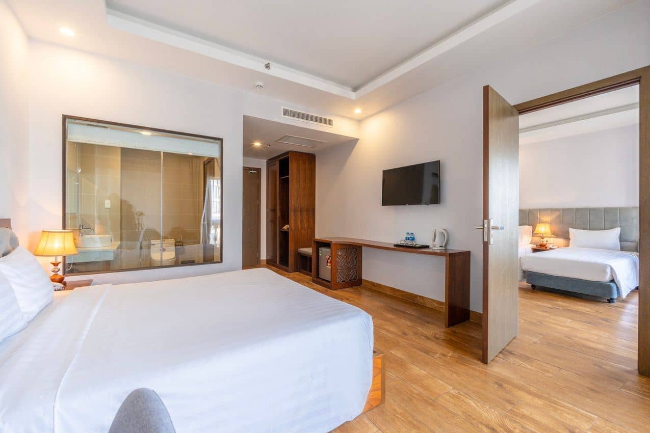 rooms-family-sea-view-connecting-room