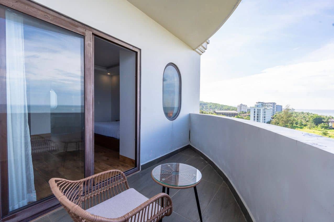 rooms-luxury-oceanfront-child-without-extra-bed