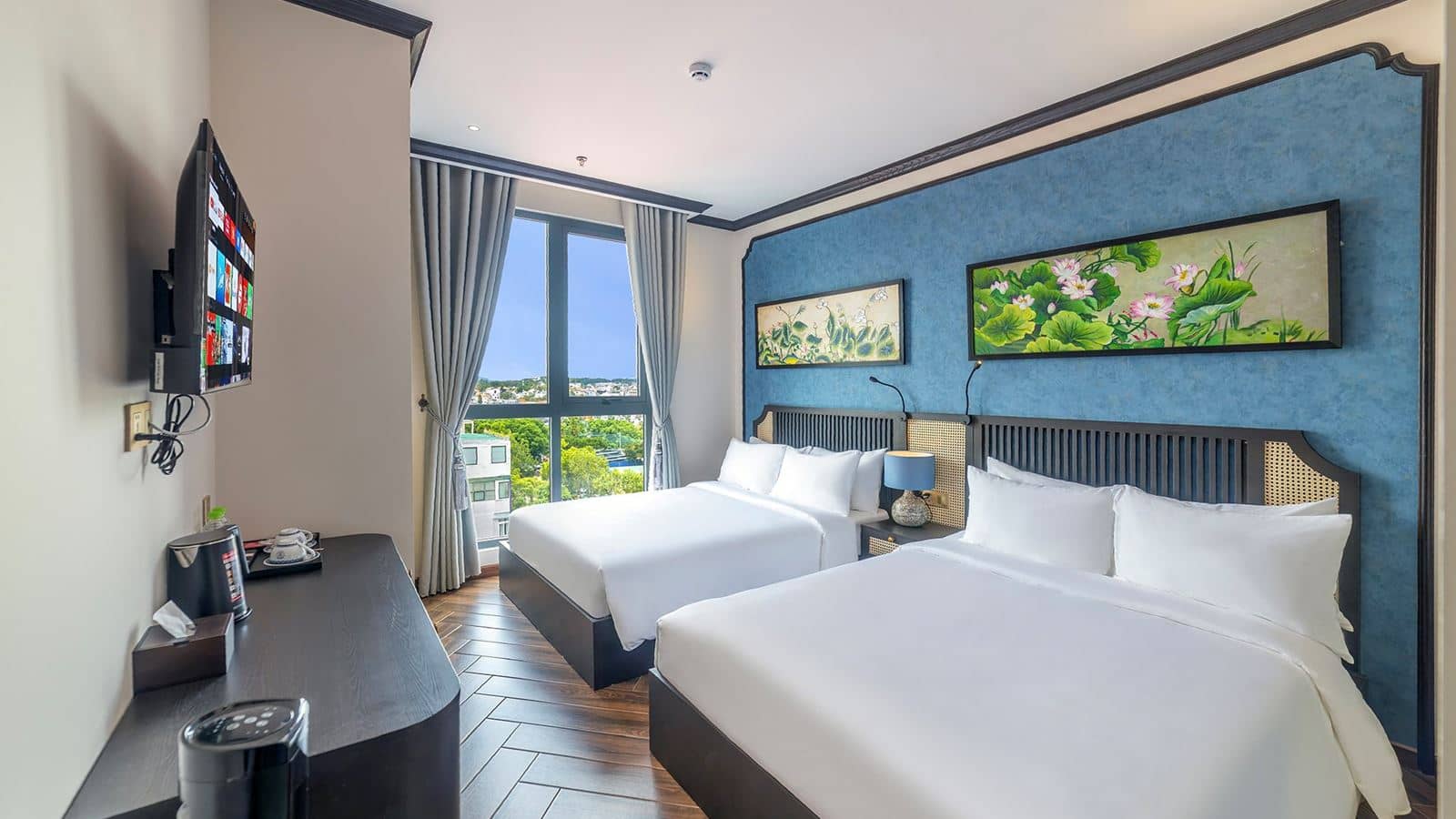 rooms-deluxe-room