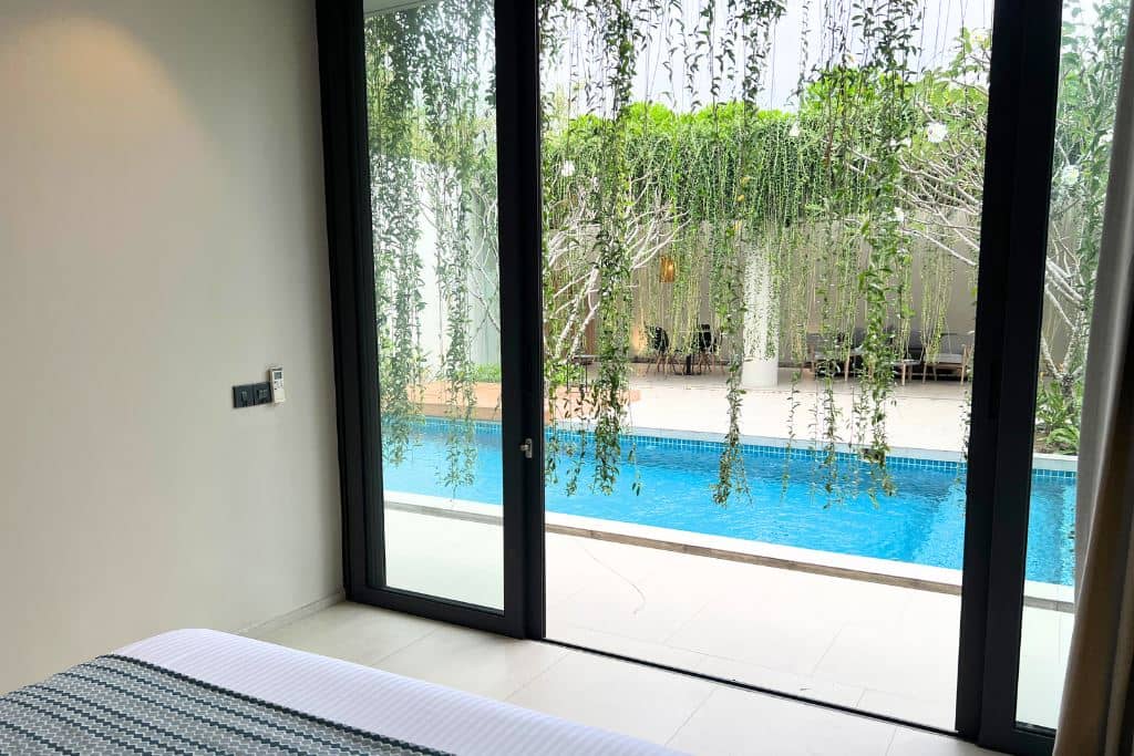rooms-1bedroom-pool-villa-no-extra-bed