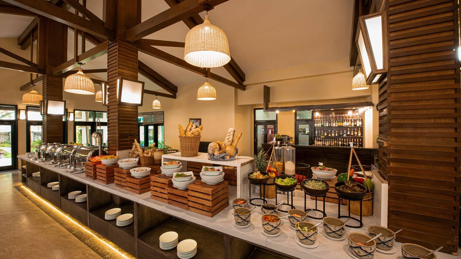 restaurants-restaurant