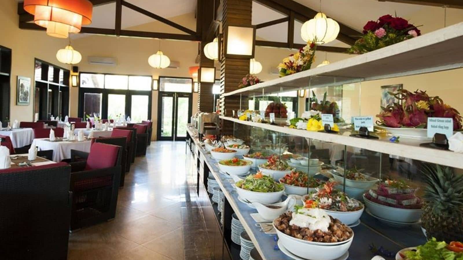 restaurants-restaurant