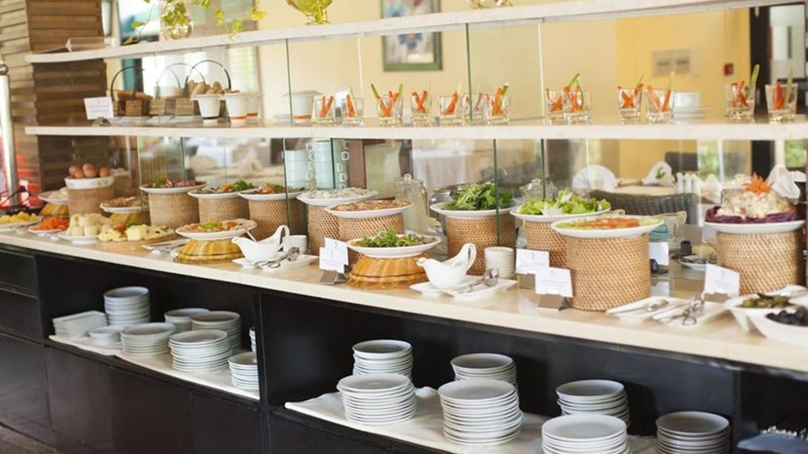 restaurants-restaurant
