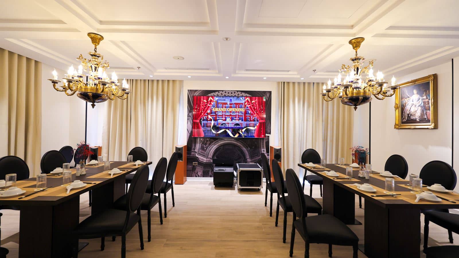 restaurants-restaurant