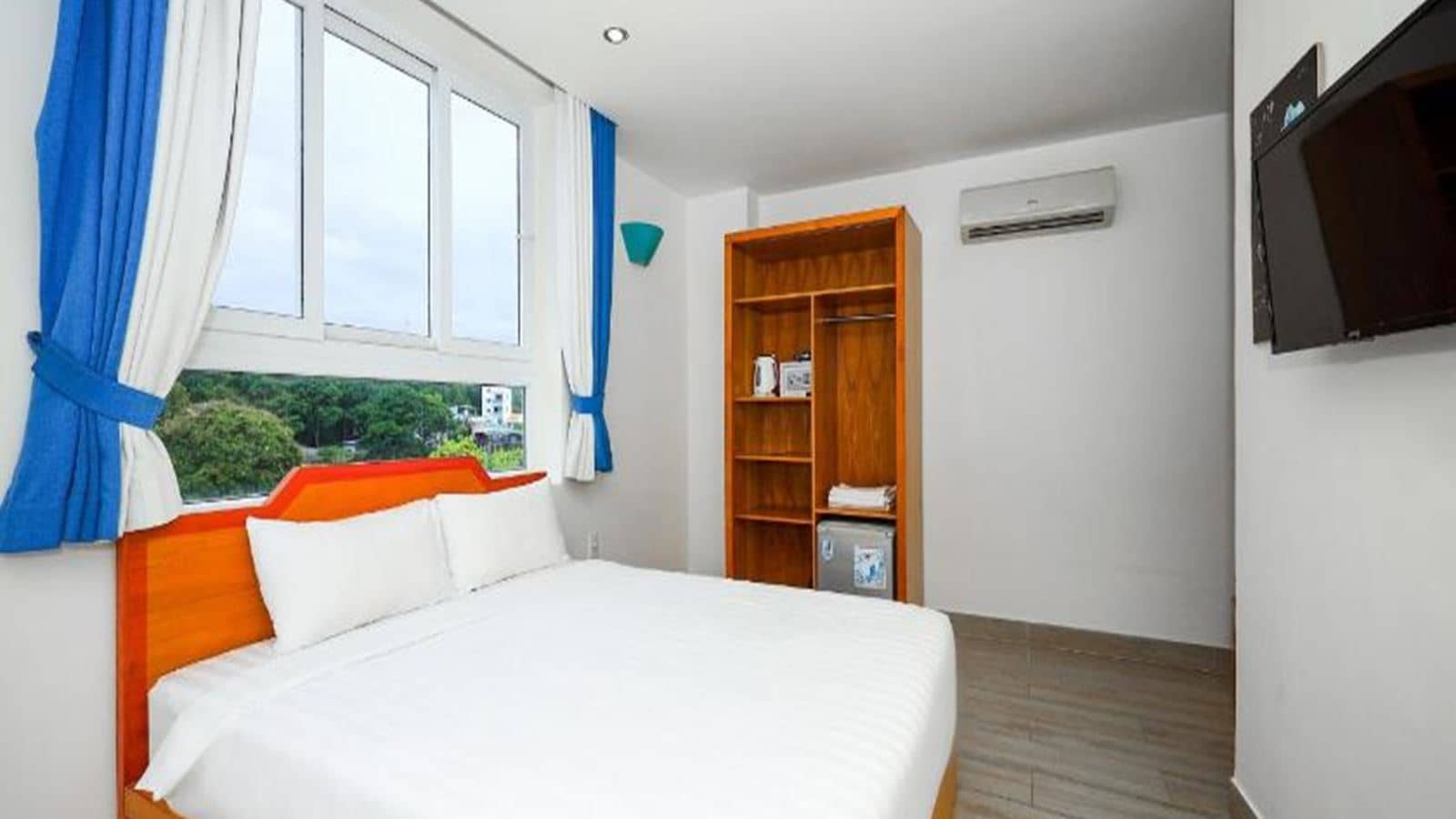 rooms-double-mountain-view