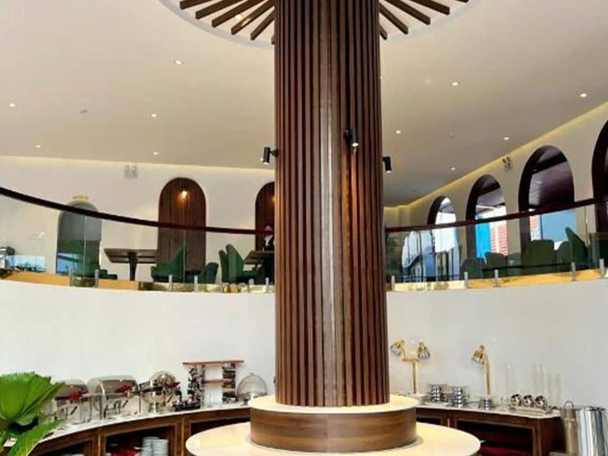 restaurants-restaurant
