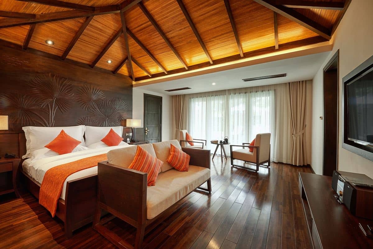 rooms-pool-villa-3bedroom-ocean-view