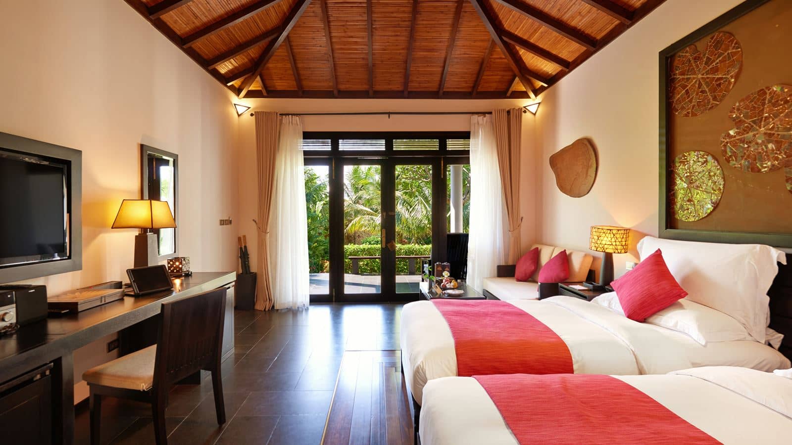 rooms-premier-deluxe-villa-gardenview