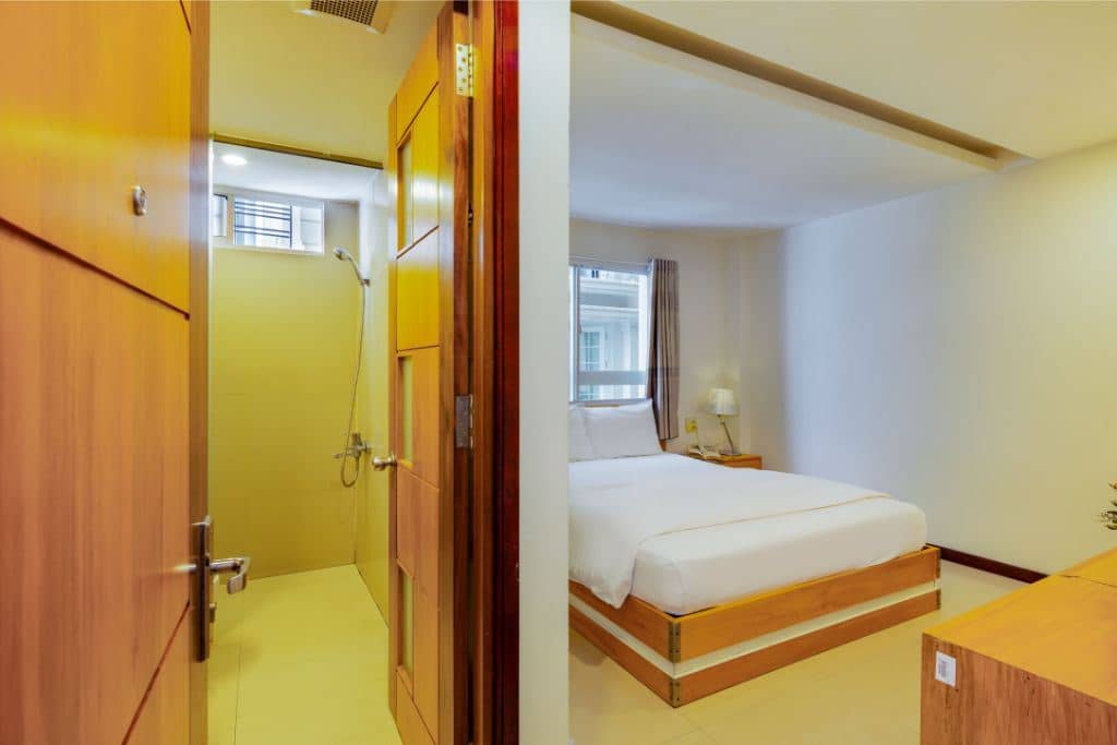 rooms-standard-room