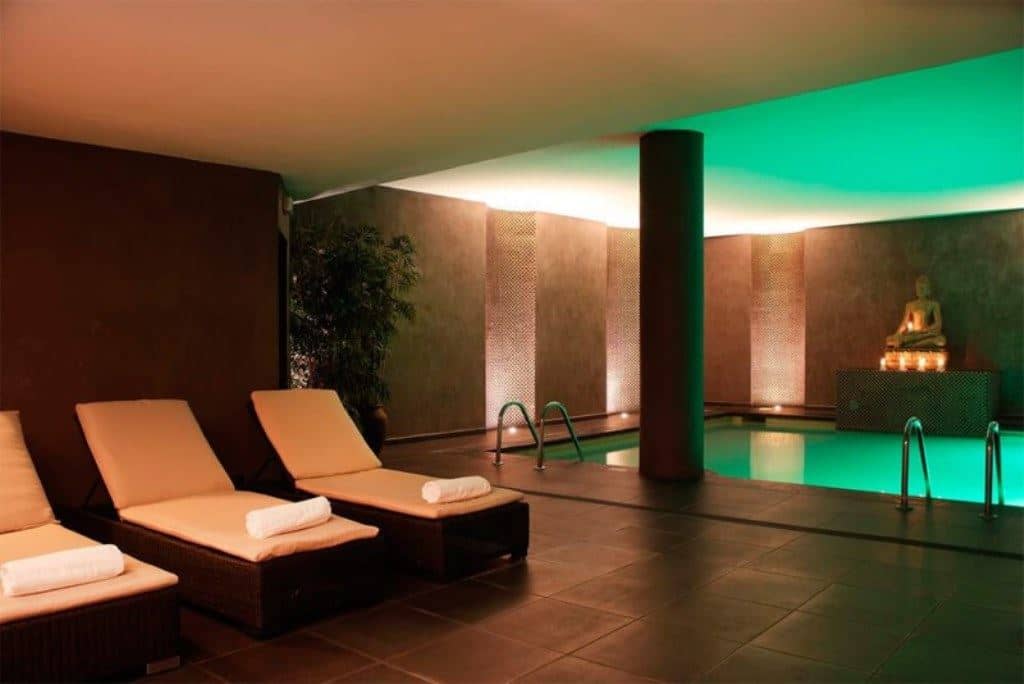 pools-indoor-pool