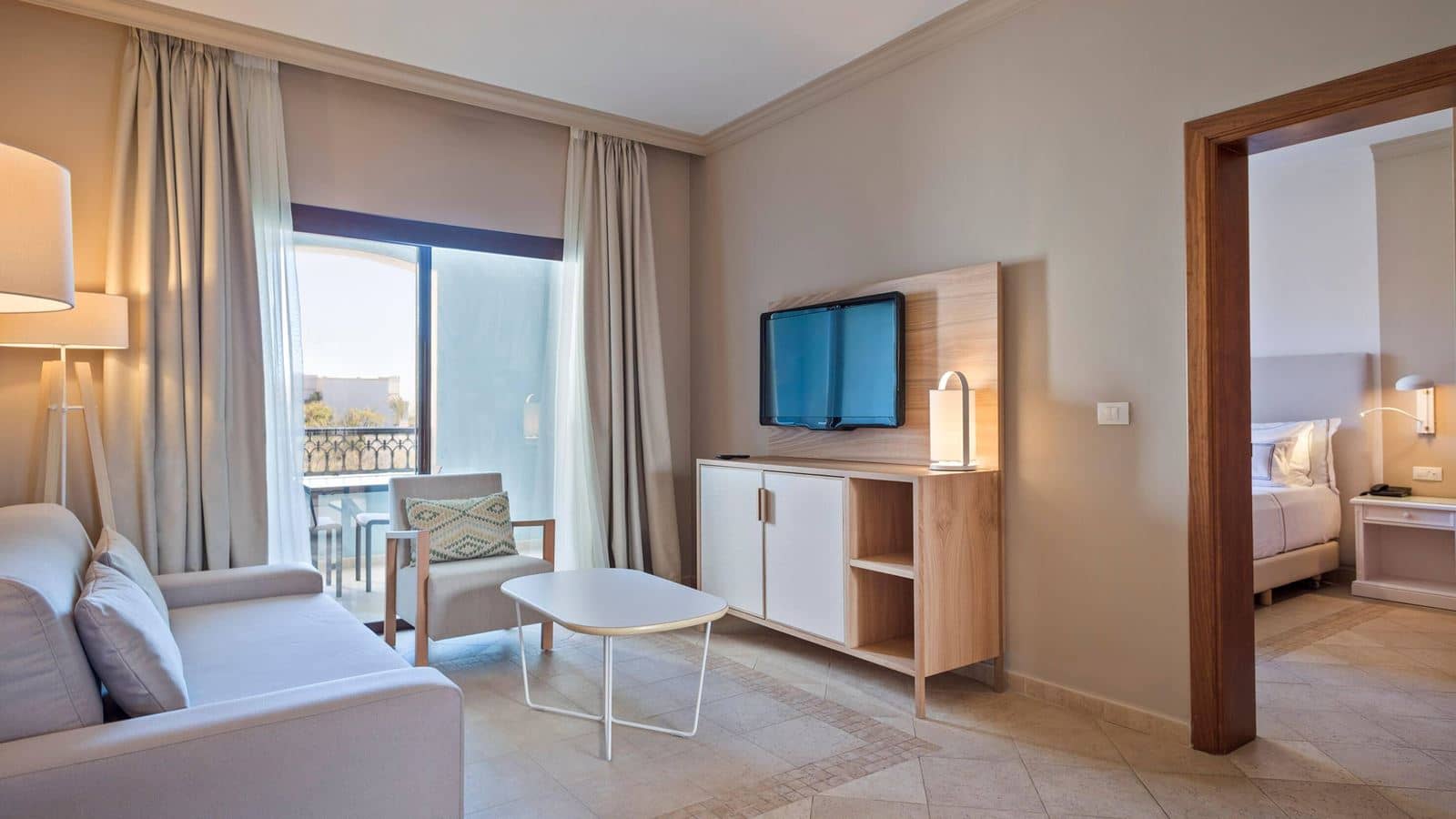 rooms-junior-suite-room-balcony-or-terrace