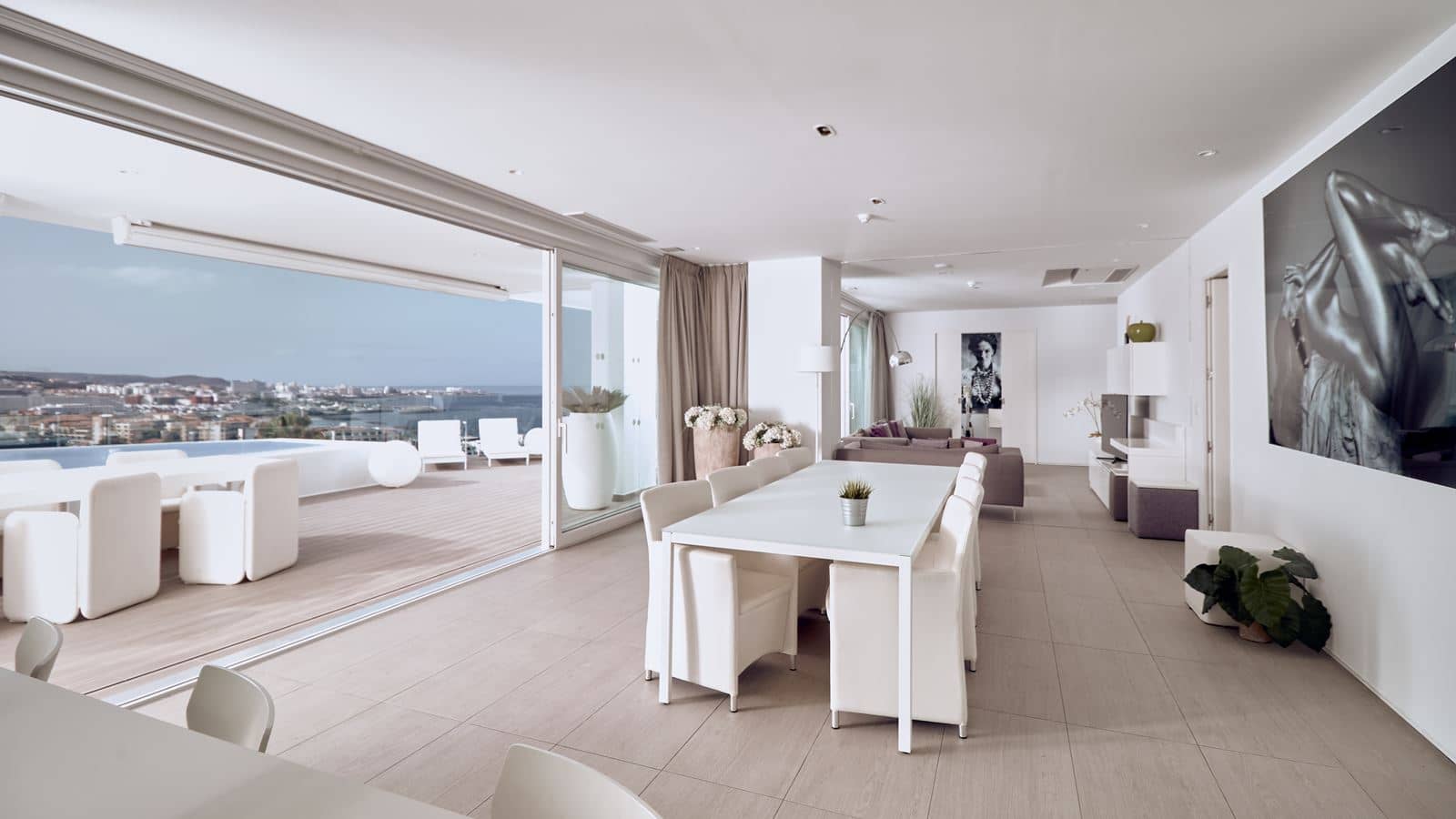 rooms-3-bedroom-suite-extra-large-room-with-private-pool-jacuzzi-lateral-sea-view-and-terrace-infinity-harmony
