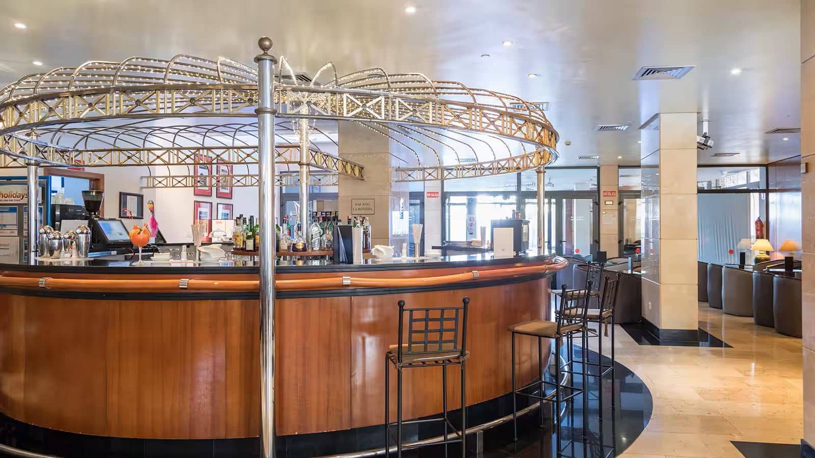 bars-la-rotonda