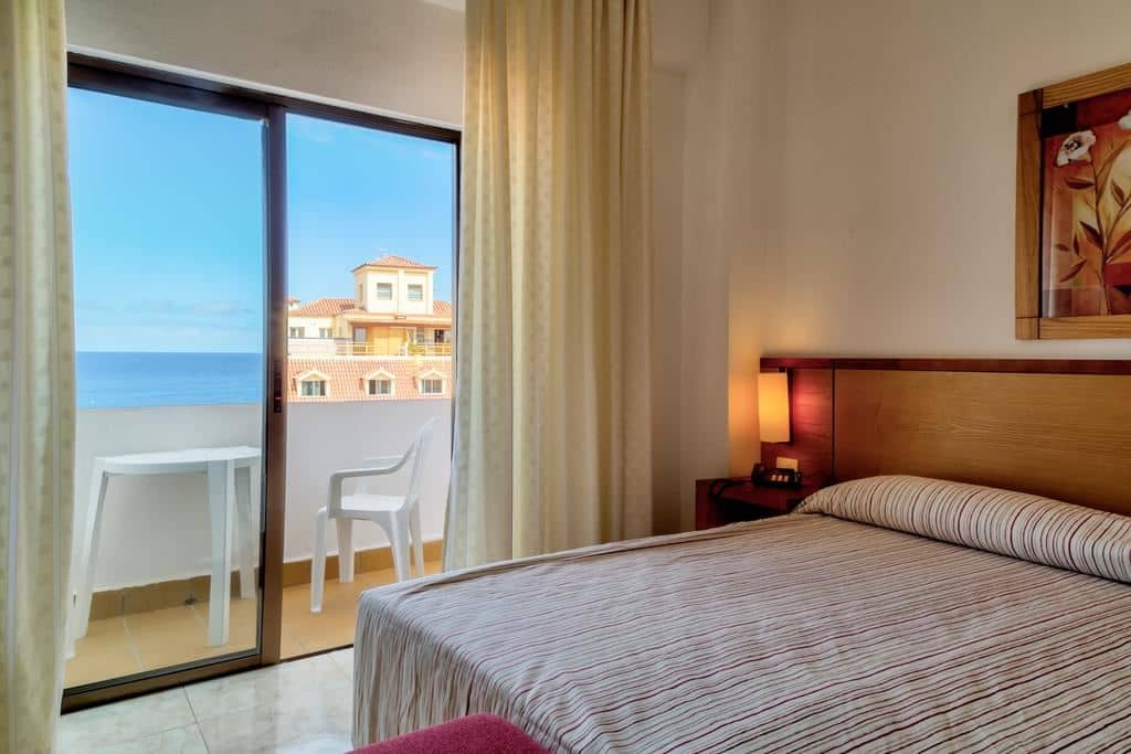 rooms-double-standard-with-balcony