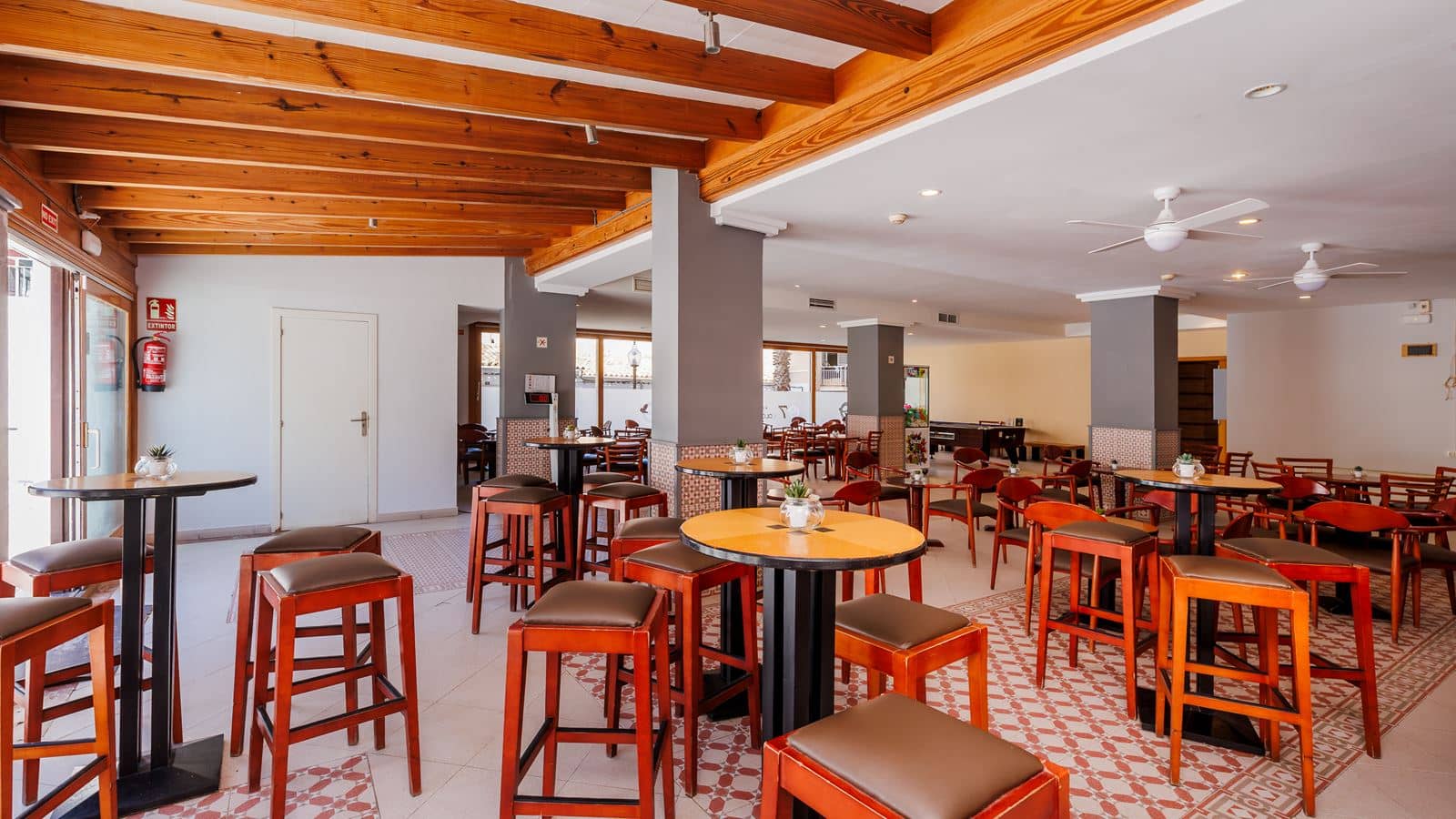 bars-lounge-bar