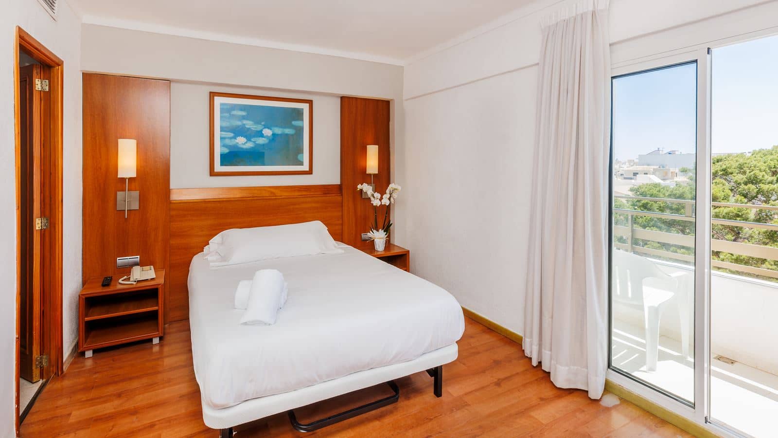 rooms-single-room