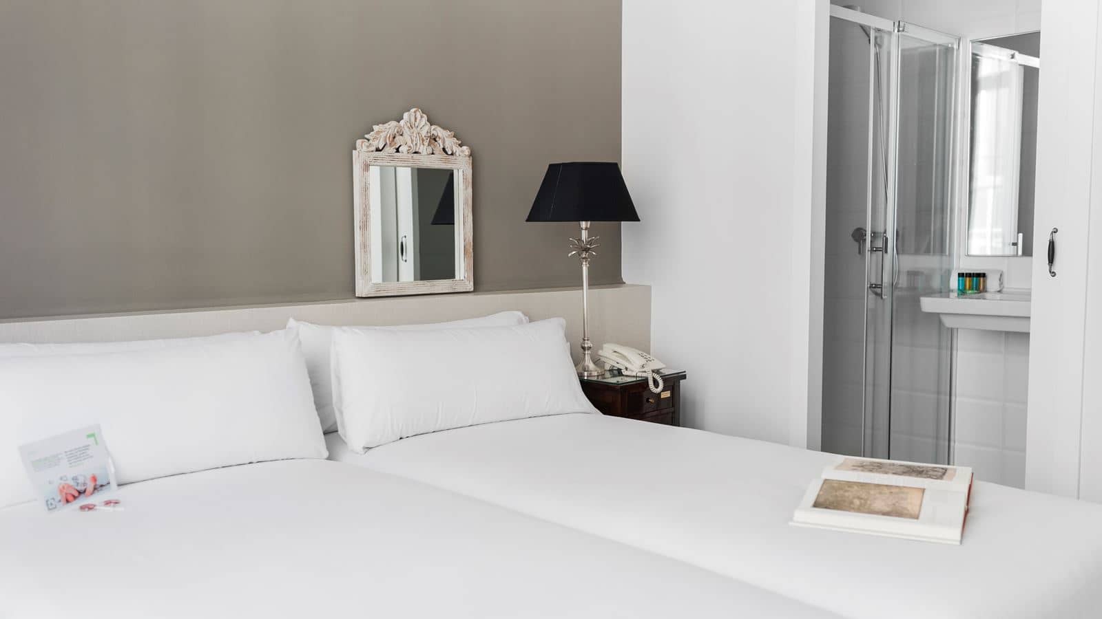 rooms-double-standard-room