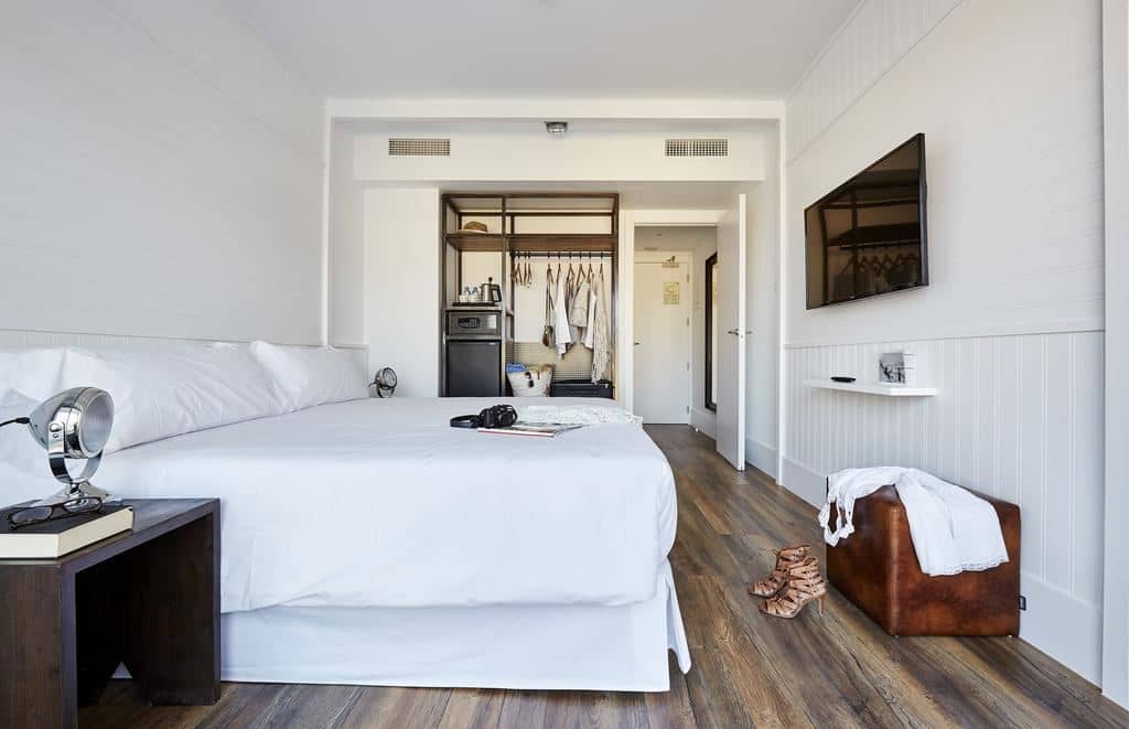 rooms-standard-room