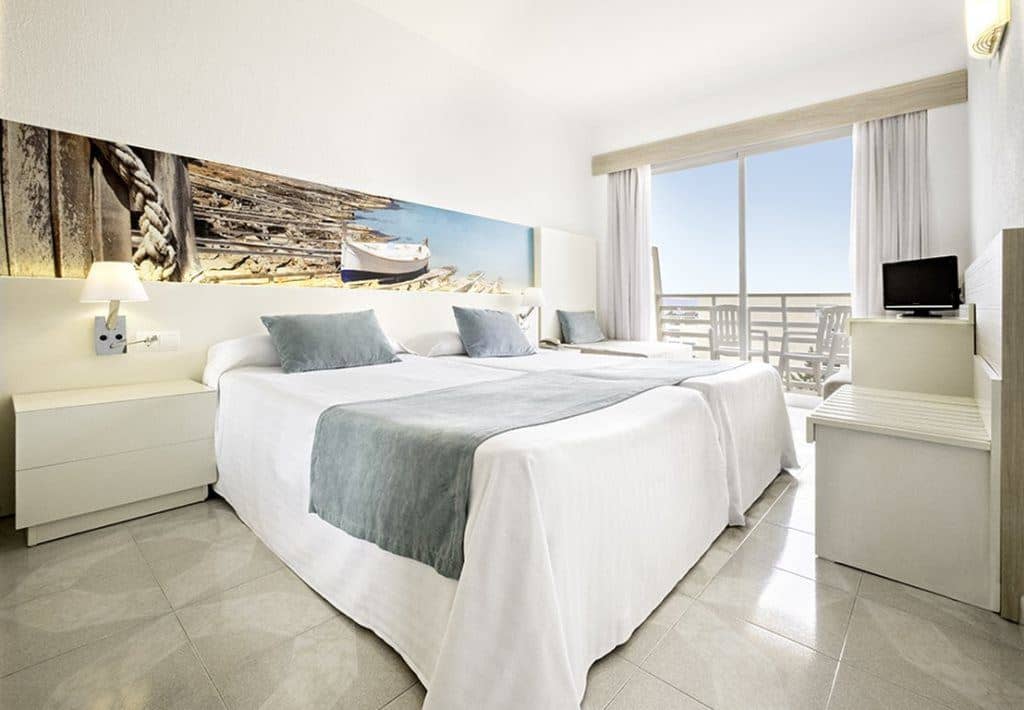 rooms-double-premium-room-seaview-balcony-or-terrace