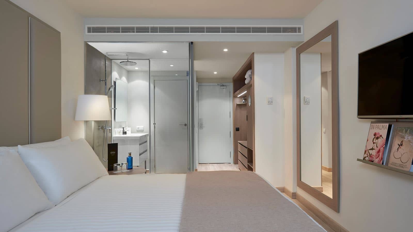 rooms-double-the-level-premium-sea-view-balcony-or-terrace