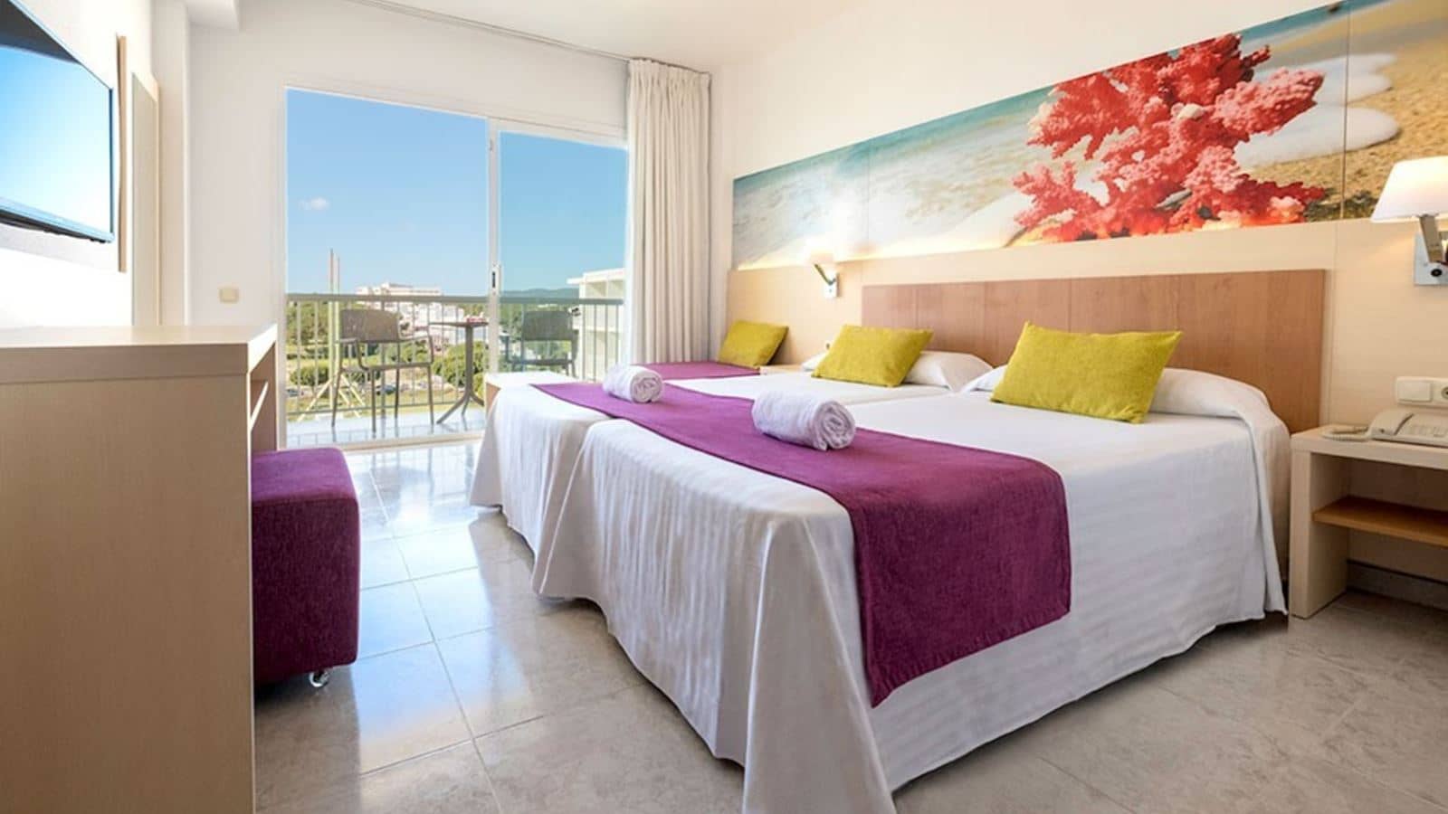 rooms-double-or-twin-premium