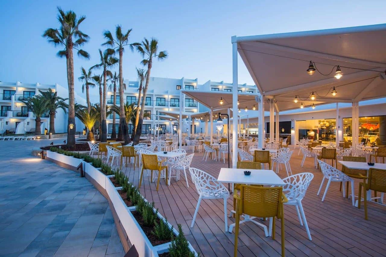 restaurants-restaurants