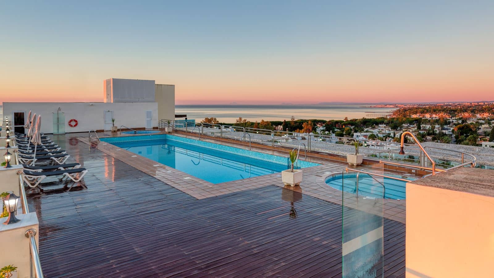 pools-outdoor-pool