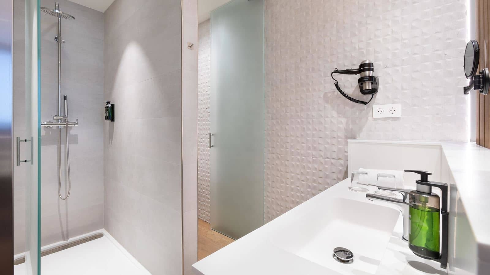 rooms-premium-room
