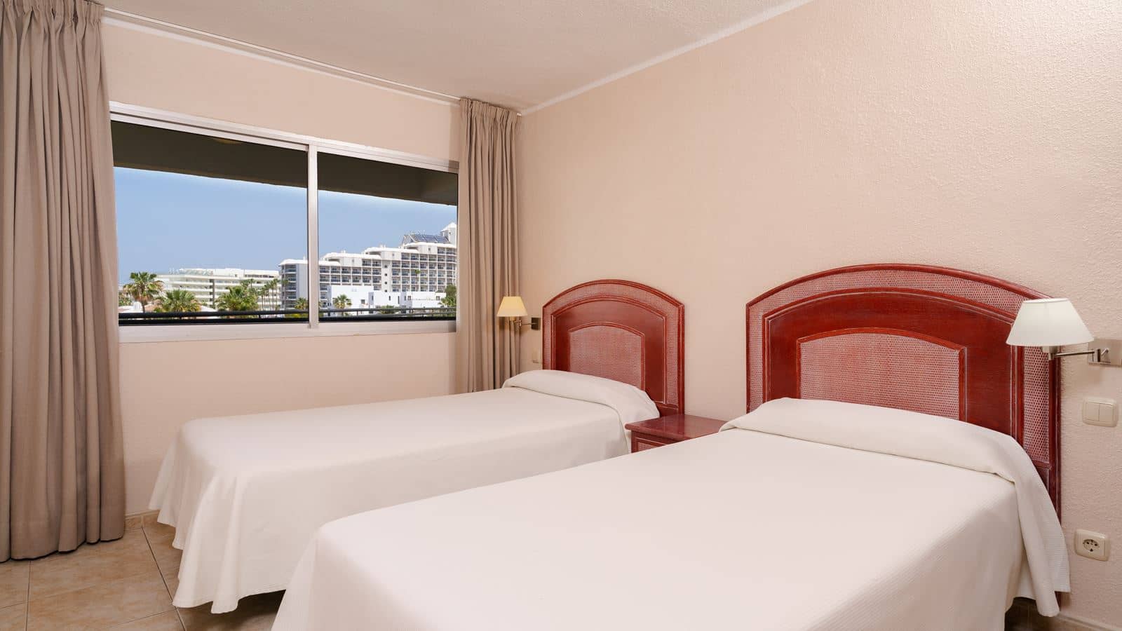 rooms-apartment-2-bedroom-comfort