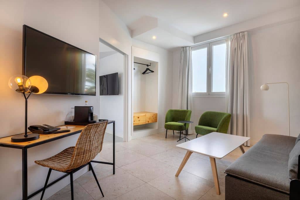 rooms-junior-suite