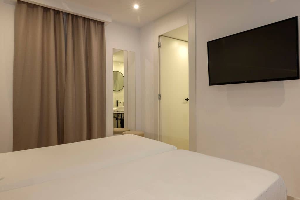 rooms-room-double-economy