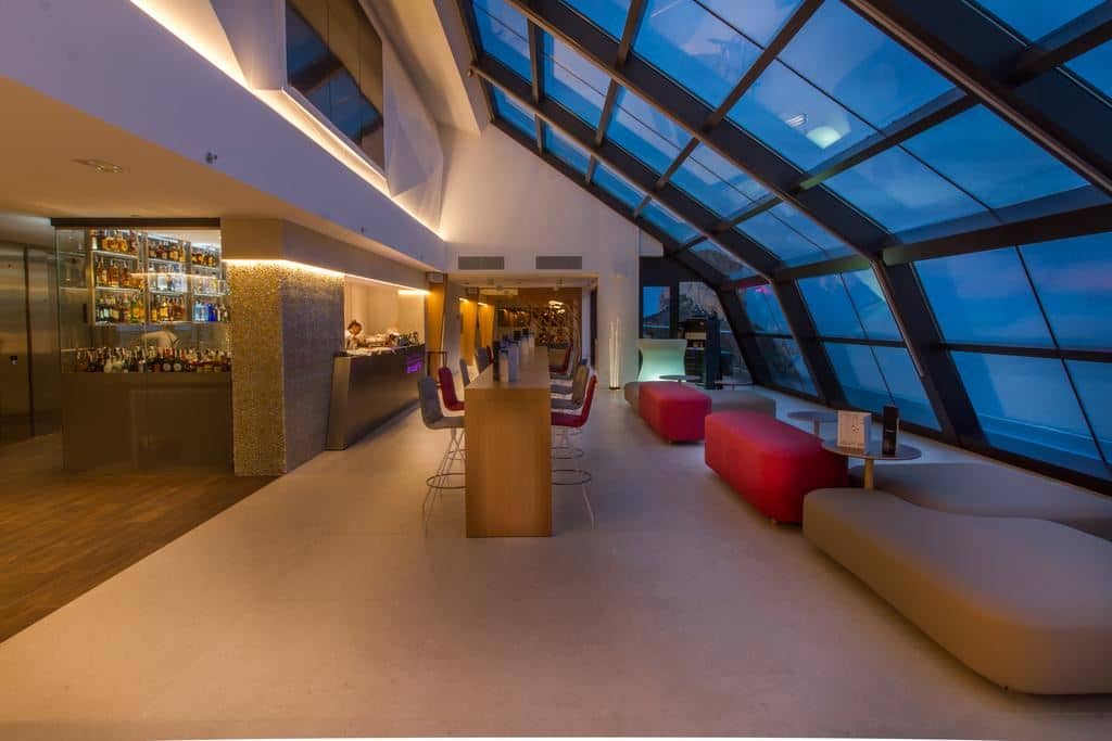 bars-sky-bar