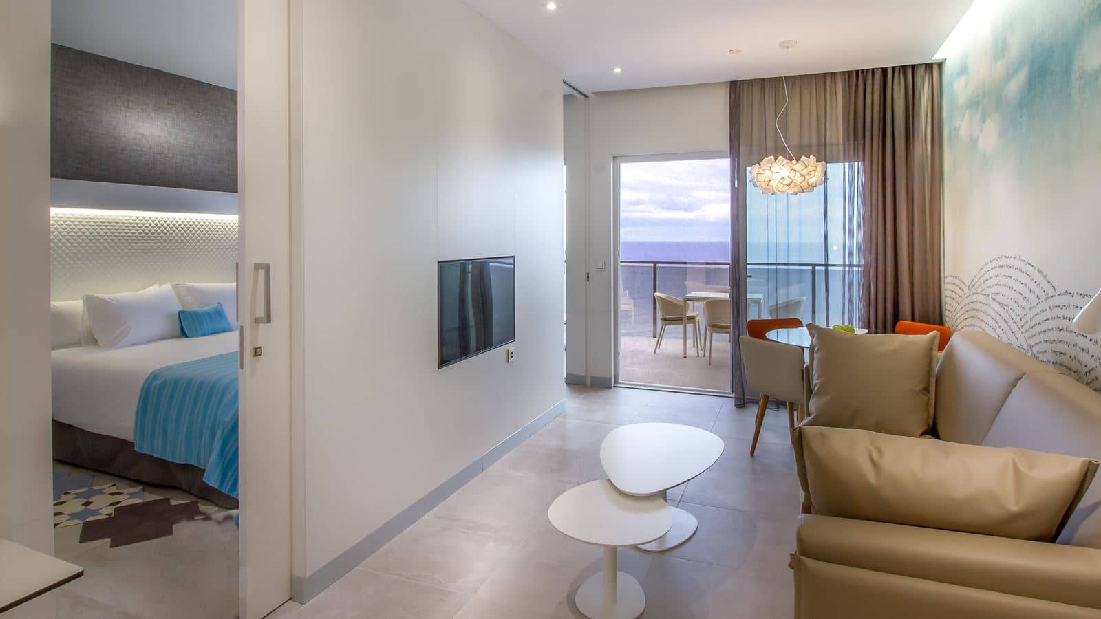 rooms-su--suitopia-suite