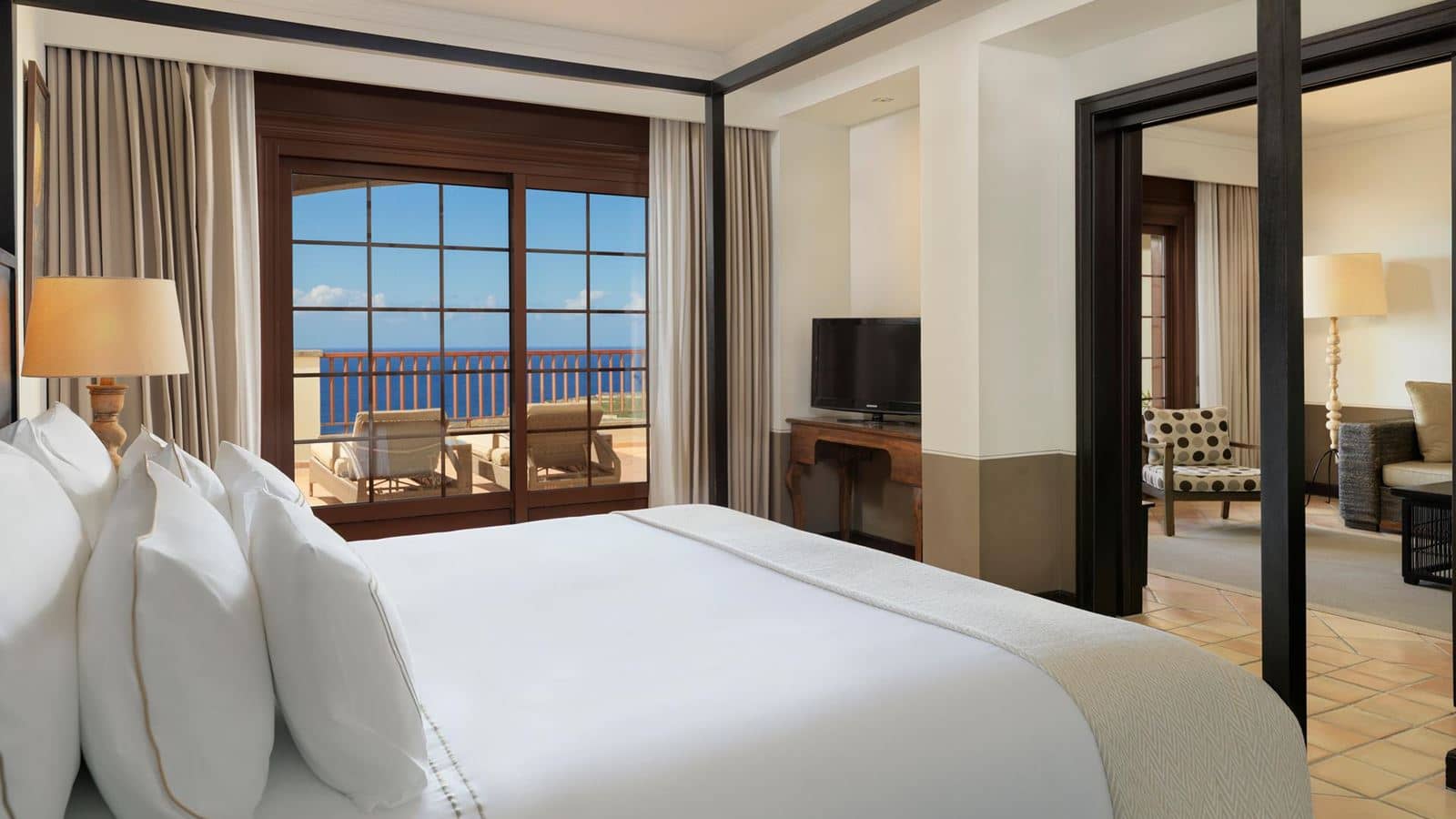 rooms-suite-sea-view