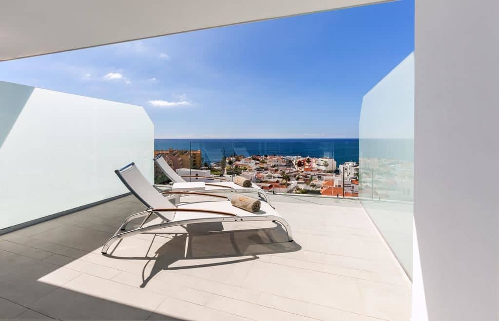 rooms-jsp--jr-suite-front-ocean-view-panoramic