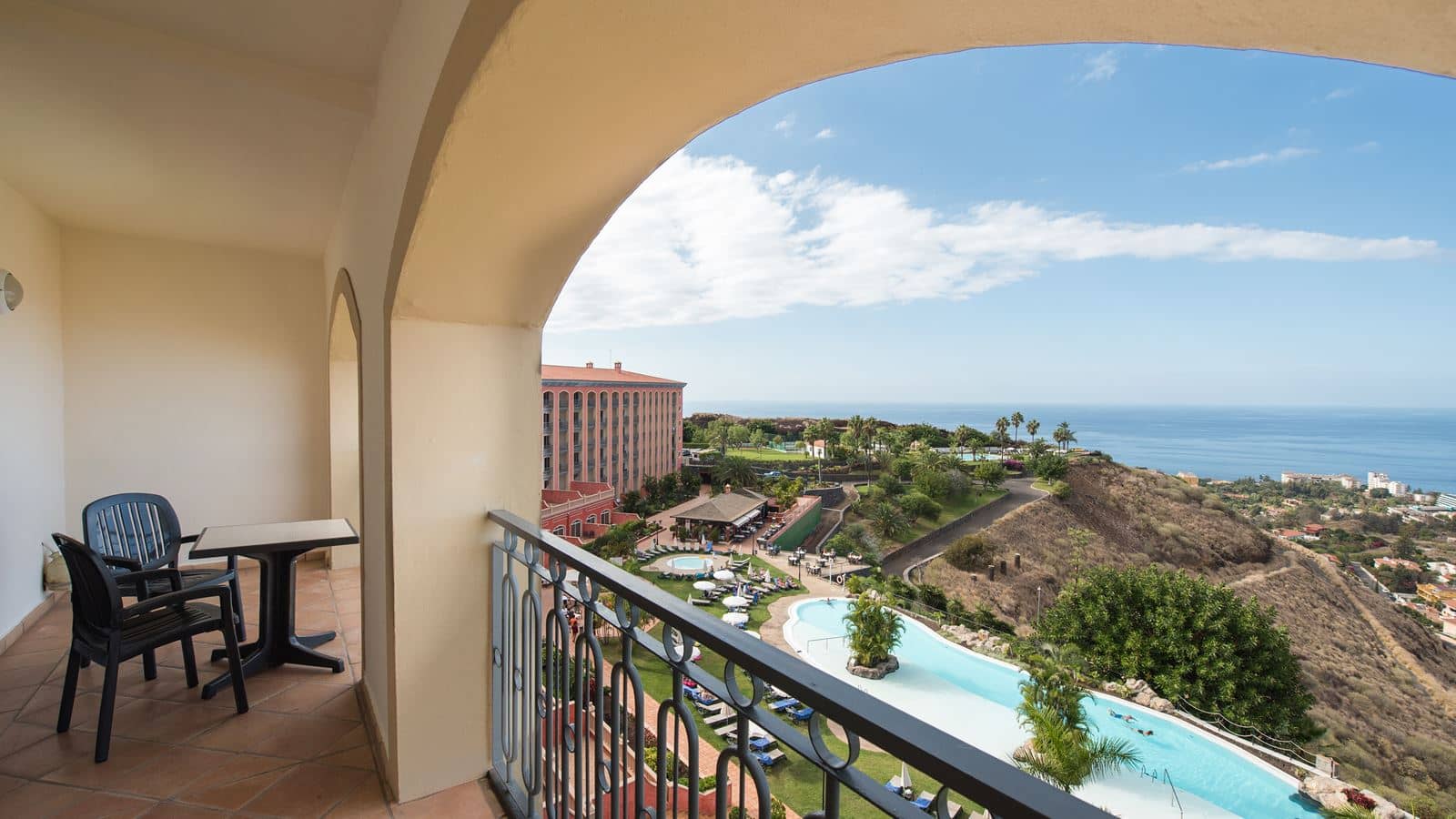 rooms-suite-sea-view
