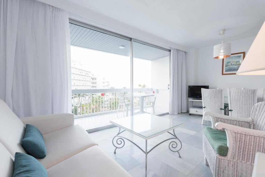 rooms-apartment-1-bedroom