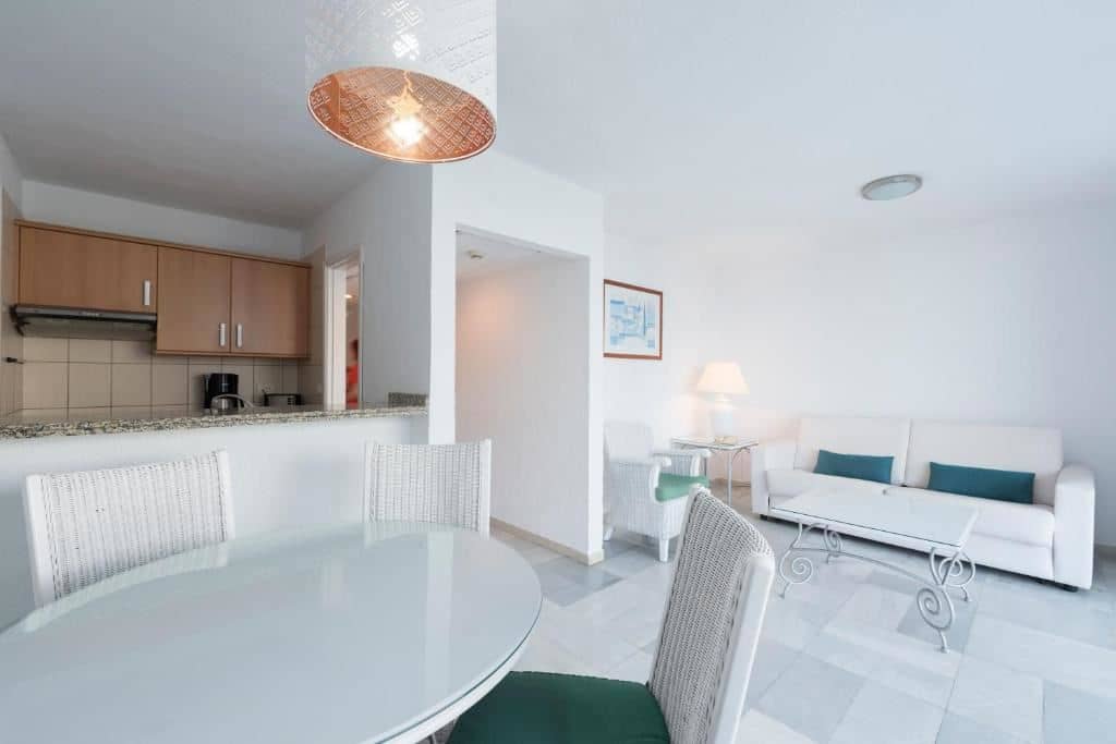 rooms-apartment-1-bedroom