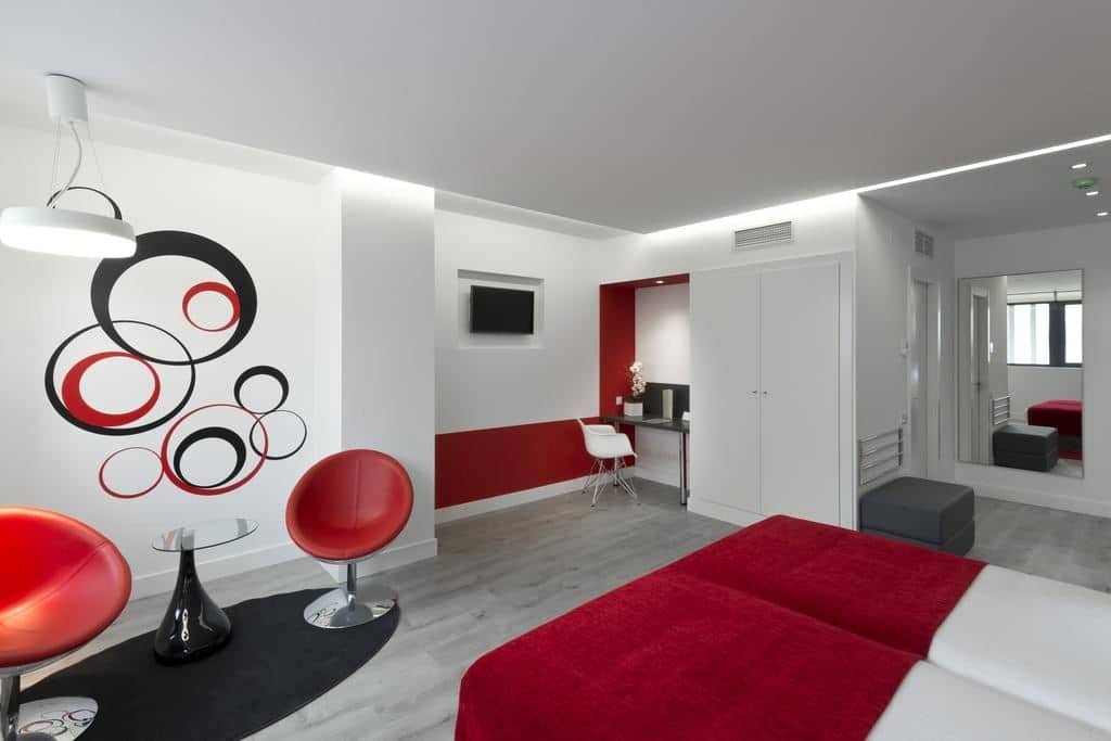 rooms-twin-room