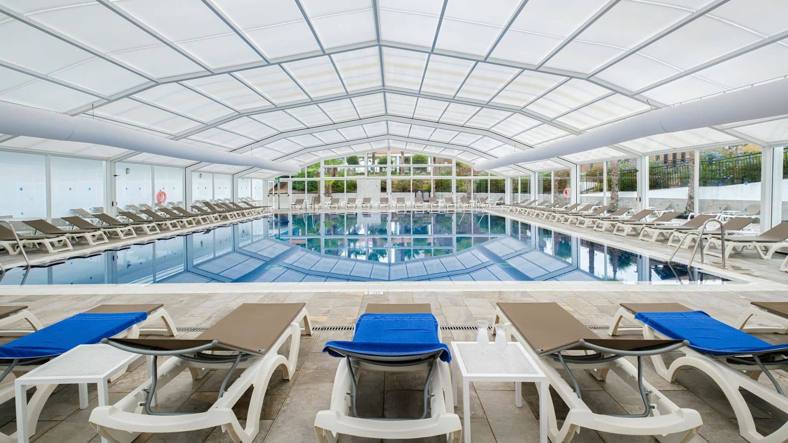 pools-indoor-pool