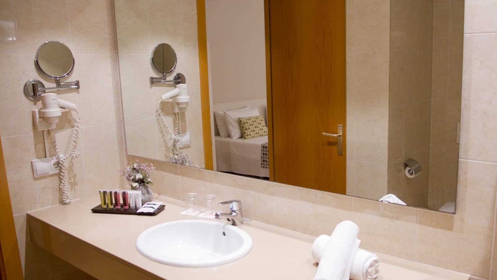 rooms-double-room
