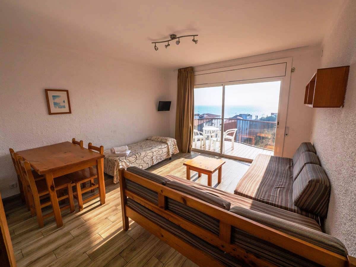 rooms-apartment-25-pax